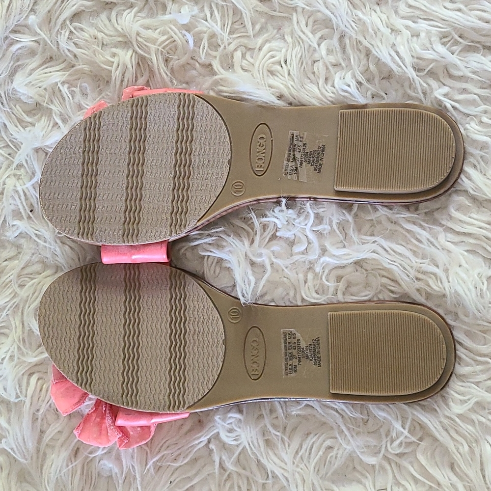 Sandals - Picture 2 of 3